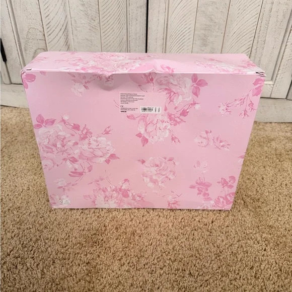 Victoria’s Secret/LOVE SHACK FANCY Pink Dog Plush in Gift Box - Picture 3 of 3